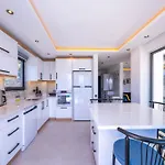 Lovelet 2 *